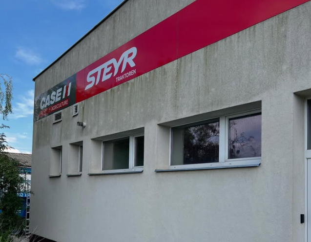 Špinavá fasáda firmy